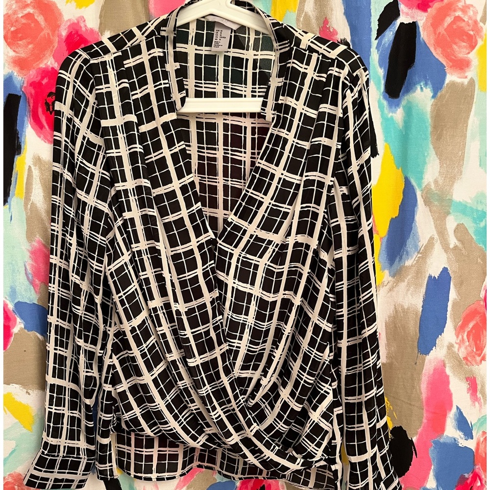 Black and white top